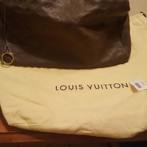 Authentic MM Artsy shoulder bag